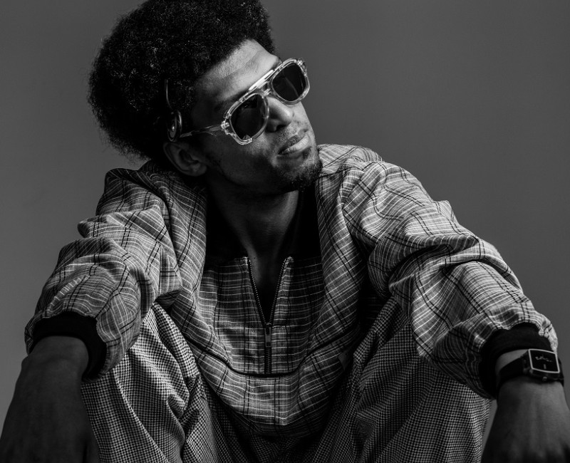 Jitsvinger. Fotografie door Newton Stanford