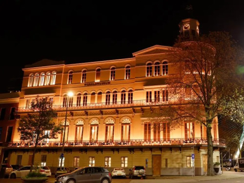 Wereldmuseum kleurt Oranje | Foto Bas Czerwinski